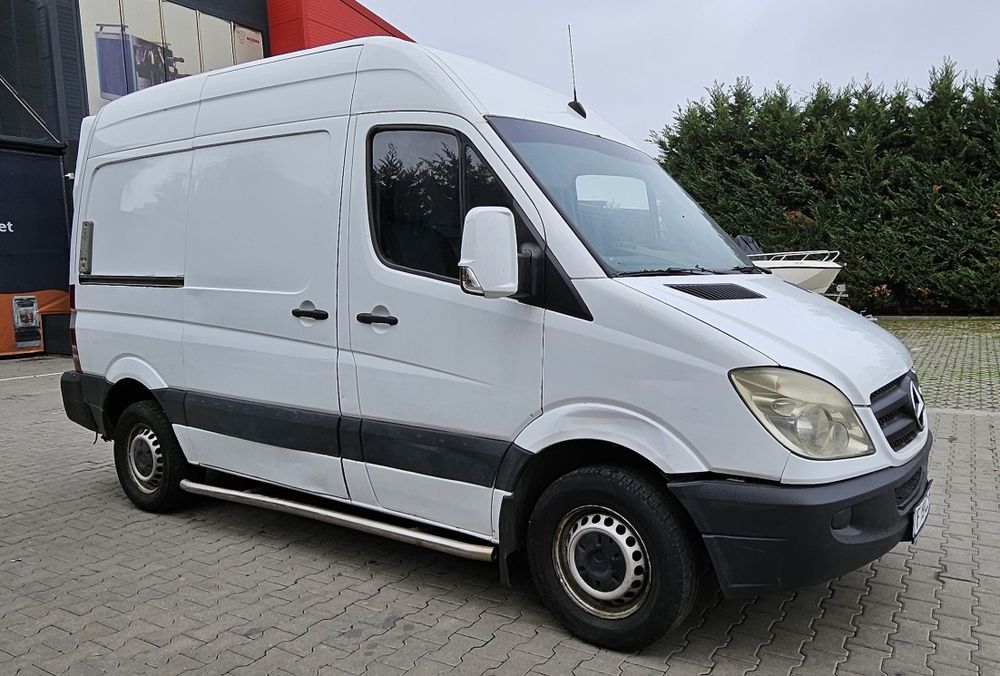 Mercedes Sprinter 309 CDI cu lift – 2.2 Diesel