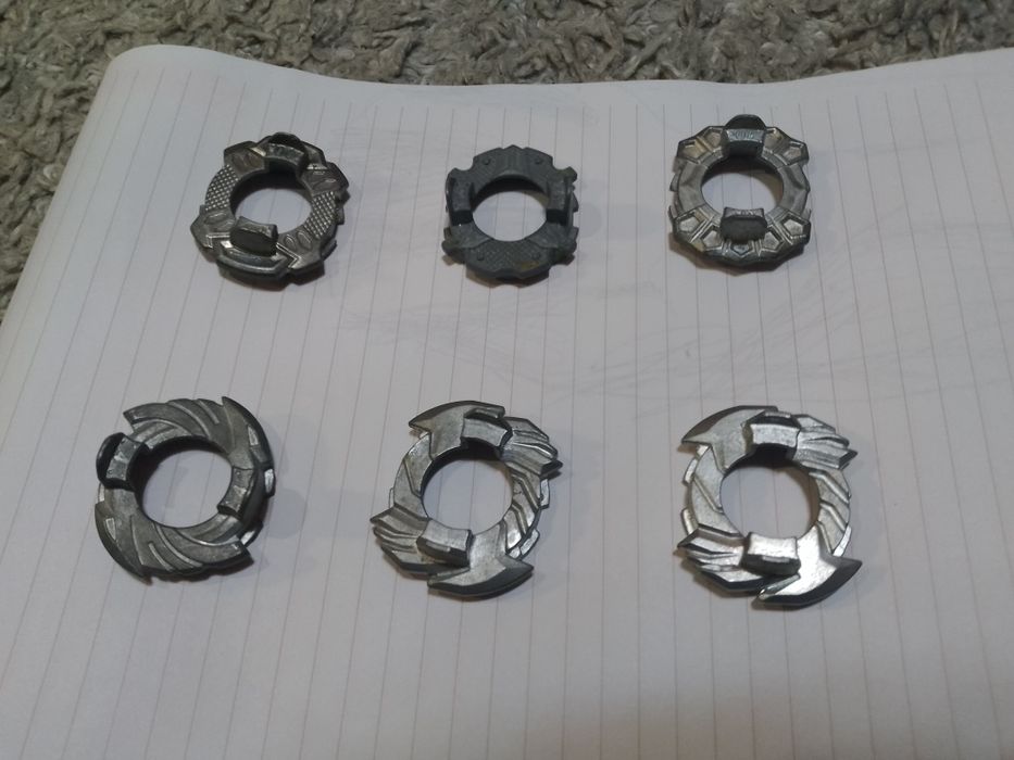 Продам бейблейд 4500