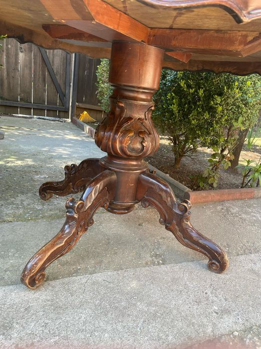 Masa rotunda sufragerie livingrum lemn natural  stil baroc lemn antic