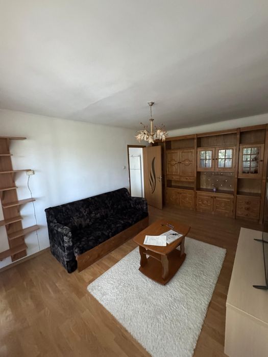 Apartament 3 camere de vânzare