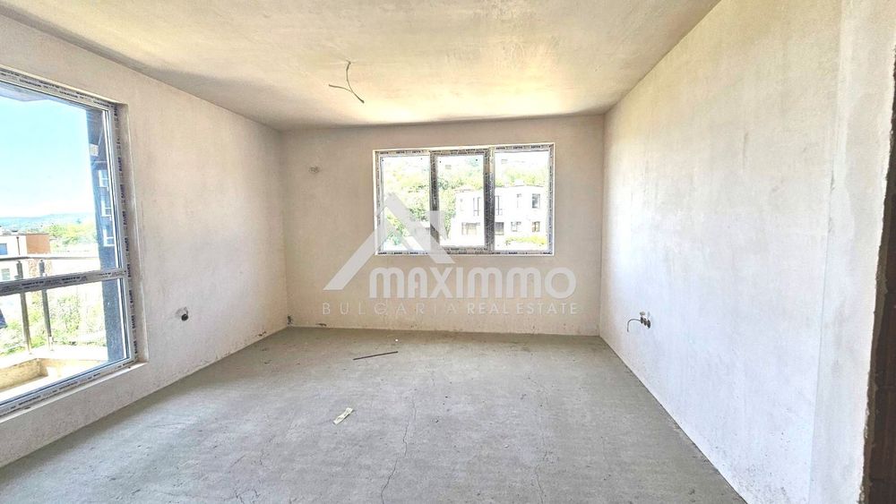 Продава се Тристаен апартамент в Варна, Чайка - 84 кв.м за 3274 €/кв.м - Снимка #1