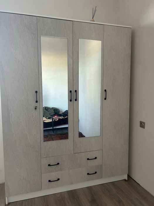 Мебель сатылады срочно!