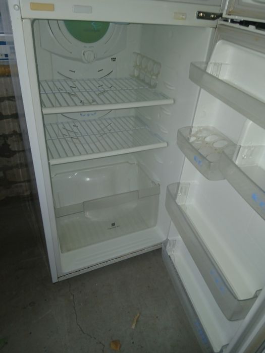 Продам холодильник б/у