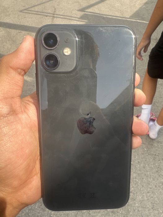 Iphone 11 в черном цвете
