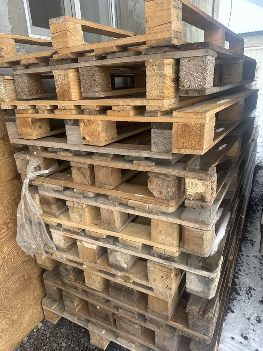 Продам паддоны..