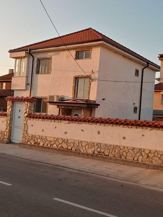 Продава се Къща в Раковски - 150 кв.м за 1334 €/кв.м - Снимка #1