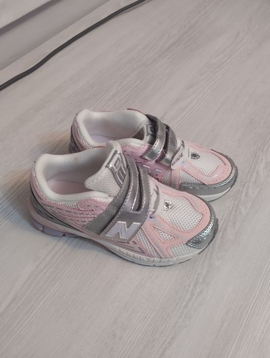 Новые детские кроссовки New Balance
