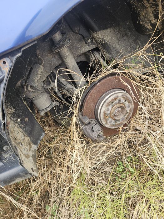 Punte spate completa bmw e60 520d 163 cai