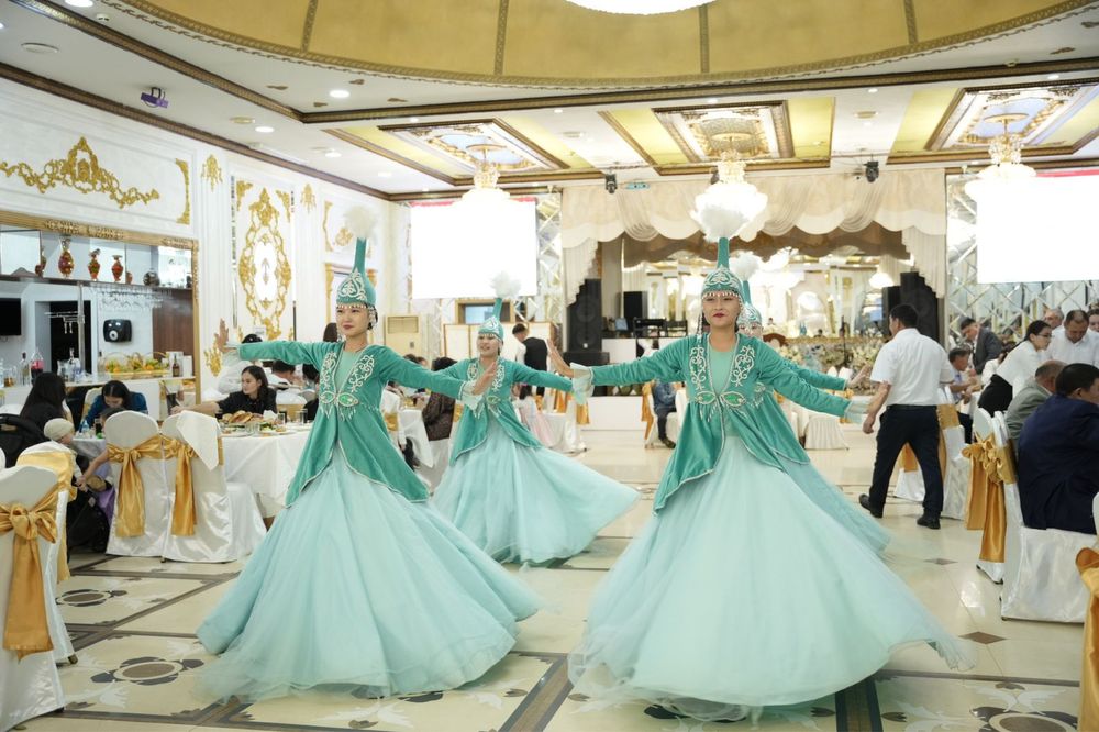 Национальные костюмы