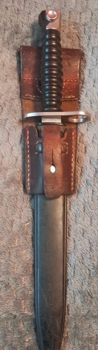 Всякакви ножове-щикове,ловджийски и други