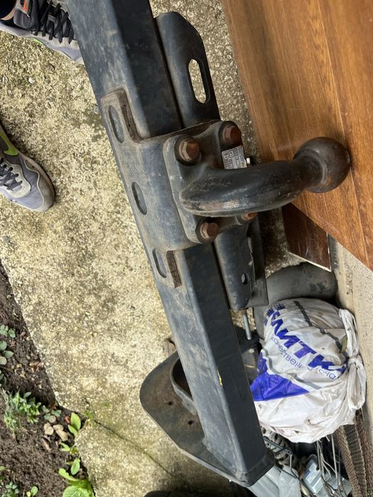 Теглич за бус Мерцедес