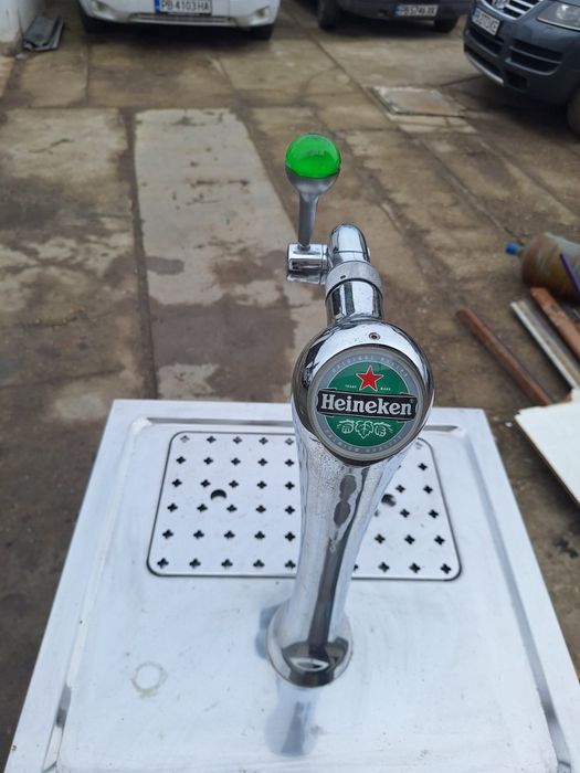 Автомат за бира Heineken