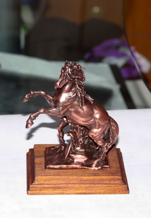 Статуетка-сувенир "Кон и ездач". Медна галванопластика.