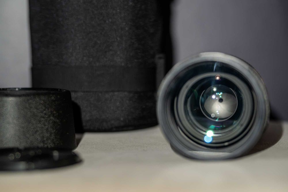 Nikon AF 80-200mm f/2.8 – stare excelentă + filtru de protecție Bower