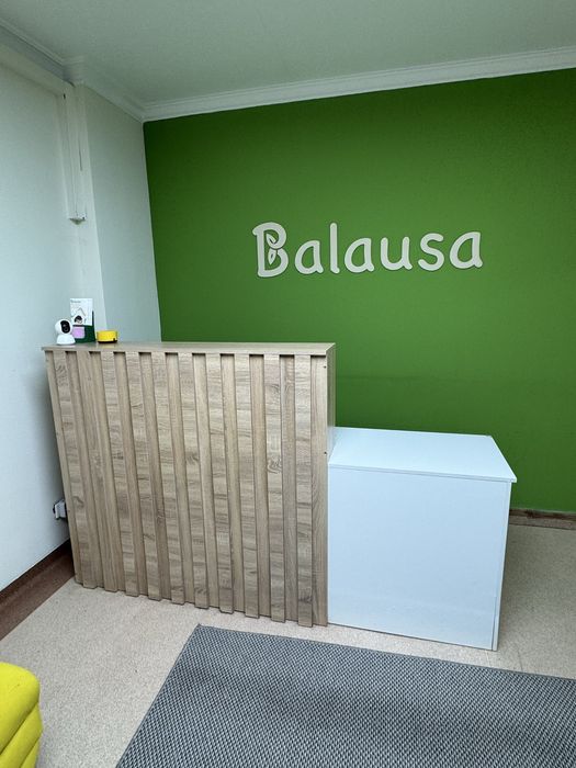 Продаю ресепшен в хорошем состоянии