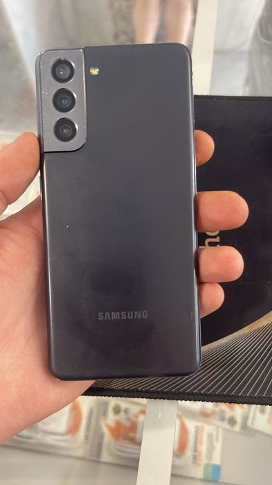 Samsung Galaxy S21 128 ГБ