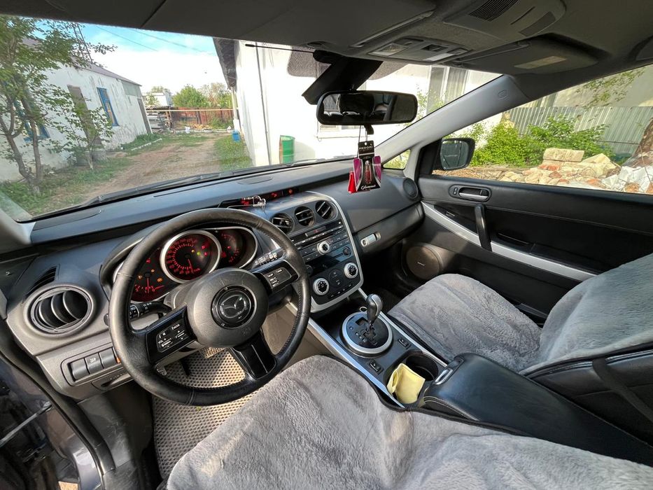 Продам машину Mazda CX-7