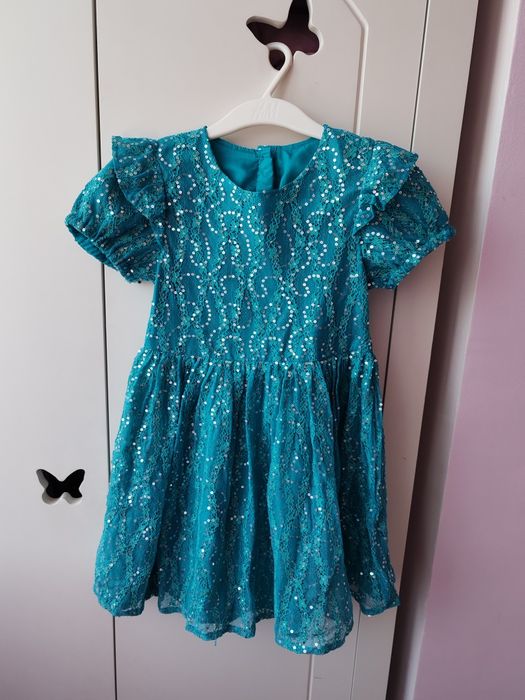 Лот детски рокли  6-7г