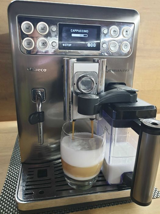 Saeco Exprelia EVO - с кана за мляко и БГ меню