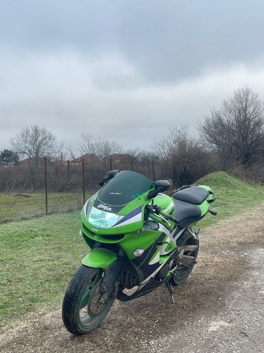 Kawasaki zx6r 1999