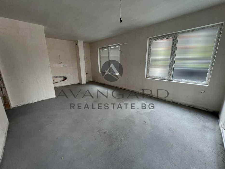 Продава се Двустаен апартамент в Пловдив, Христо Смирненски - 69 кв.м за 1740 €/кв.м - Снимка #1