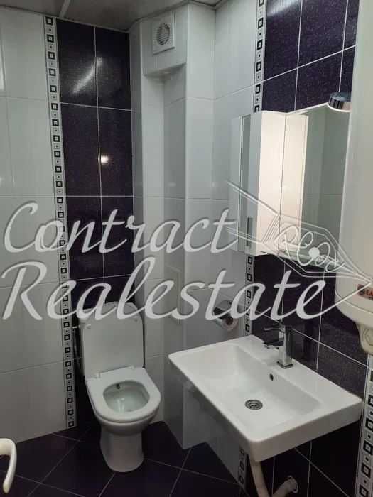 Дава се под наем Двустаен апартамент в Варна, Колхозен пазар - 65 кв.м за 408 € - Снимка #5