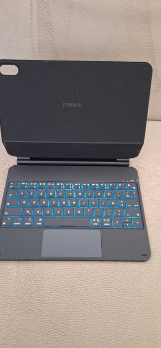 Husă iPad bluetooth cu tastatură şi touchpad - Inateck nouă, A16 2025