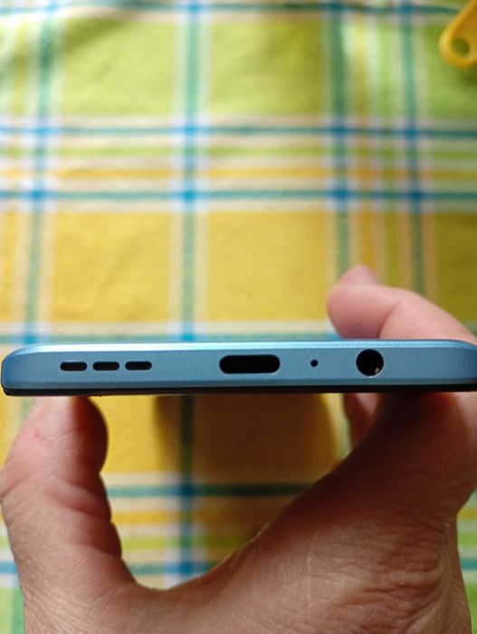 Продавам Motorola g72 256GB