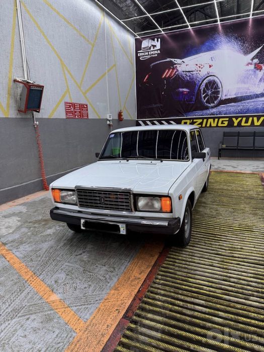 Vaz 2107 yaxwi xolatda