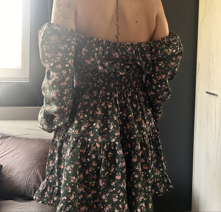 Рокля Forever 21 с цветя