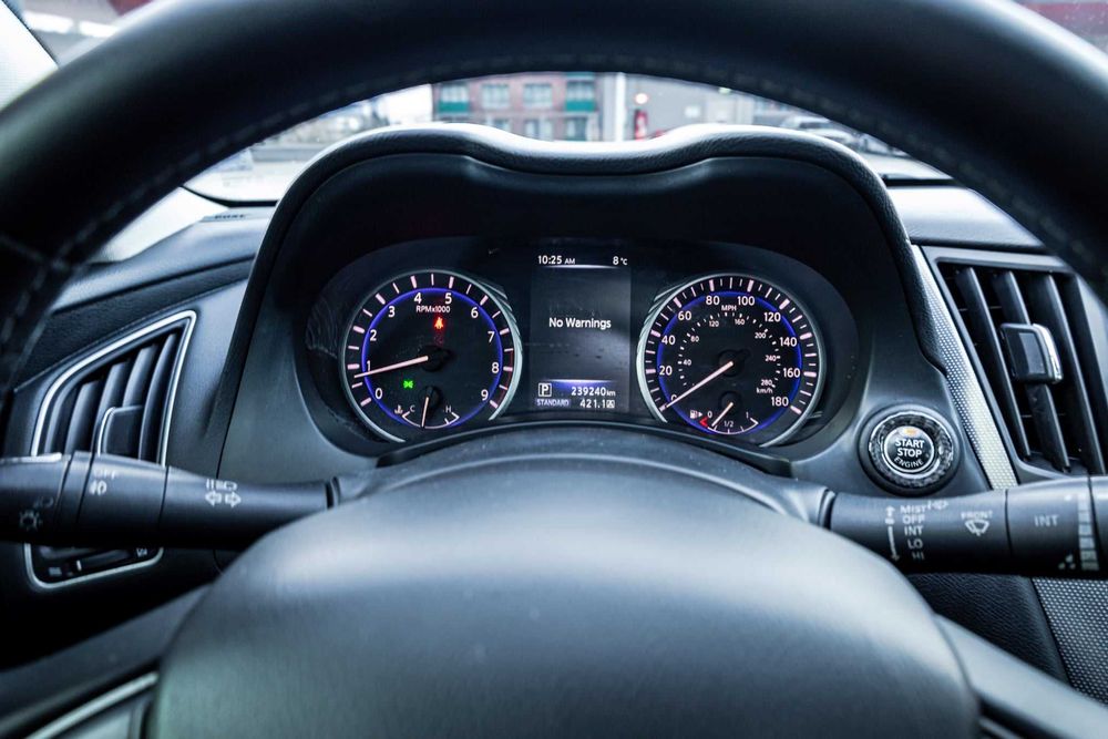 2015 INFINITI Q50 3.7 RWD