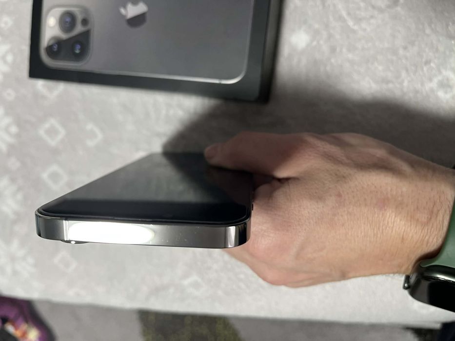 Vand/schimb iphone 13pro