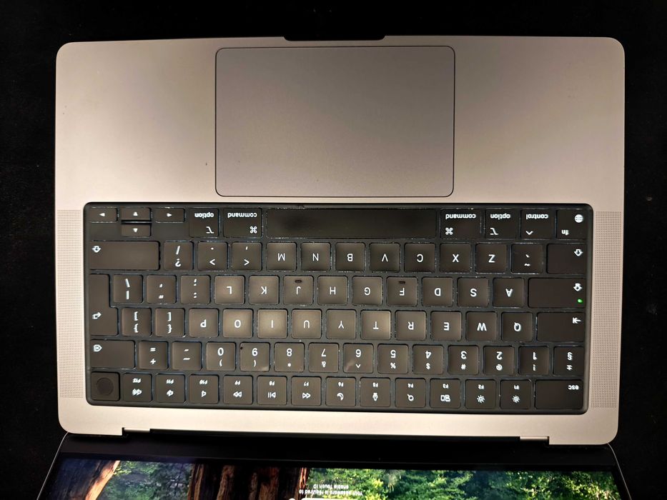 MacBook M1 PRO 2021 - 16gm RAM - 1TB - Silver