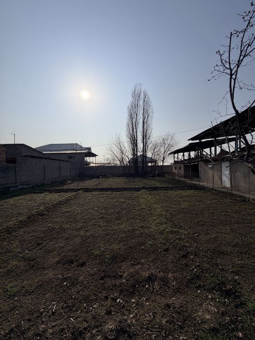 Yer sotiladi 6 Sotix Sotixi 11.000$