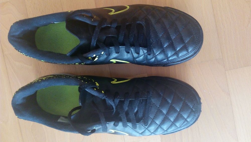 Футболни обувки Nike tiempo