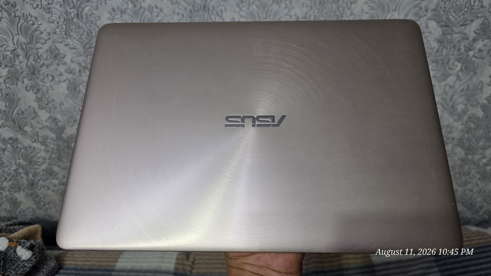 Ультрабук Asus Zenbook UX330