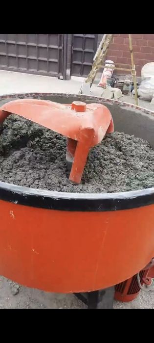 Продам бетономешалку