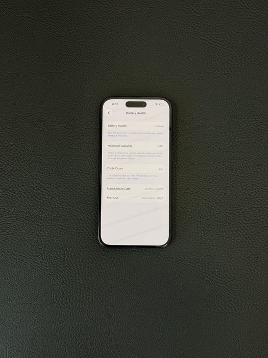 Отличен iPhone 16 94% батерия