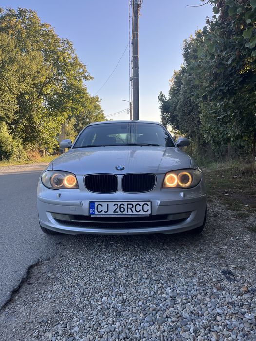 Vand BMW Seria 1 e87 2.0 diesel 177 cai automat lci facelift
