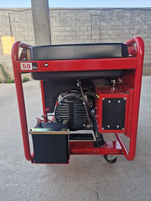 Электро генератор MAGNETTA 10кВт 220v - 380v