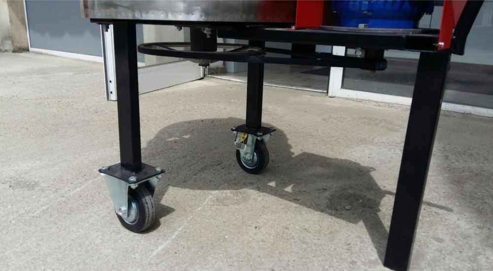 Машини за автоматично оскубване на кокошки,бойлери и пъдпъдъции