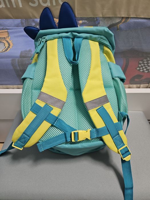 Детска раница динозавър