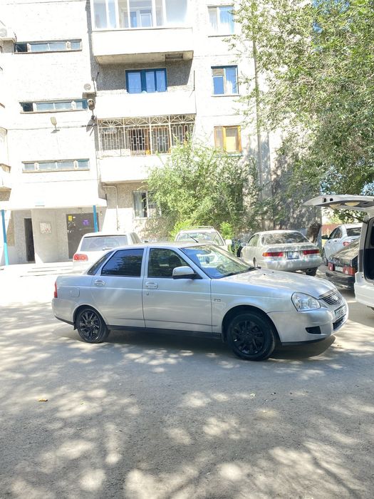 Продам Lada Priora 2