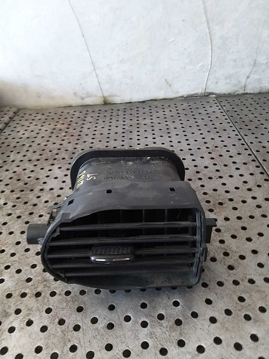 Grila ventilatie bord stanga mercedes a class w168 1688300154