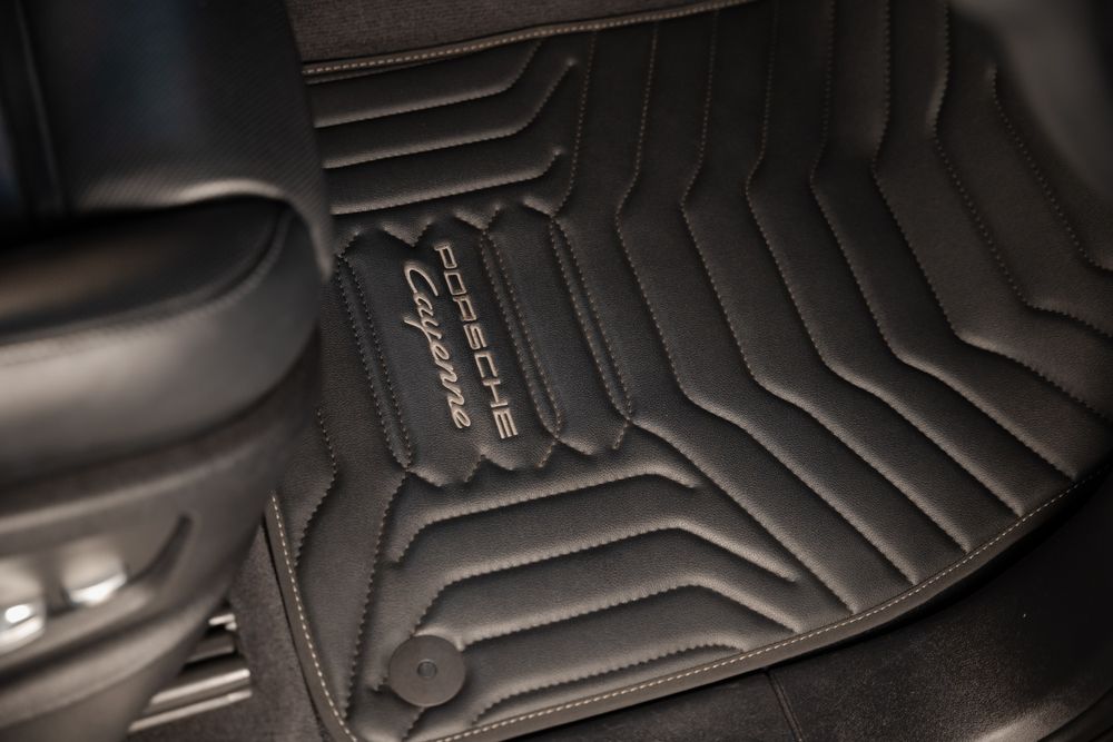 Covorase auto . Preșuri auto Eco-Piele Porsche , Mercedes, Range Rover