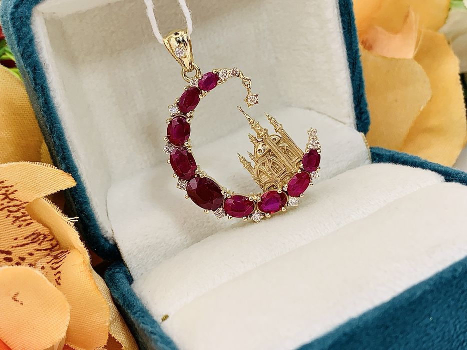 Дизайнерский золотой кулон – Мусульманский полумесяц