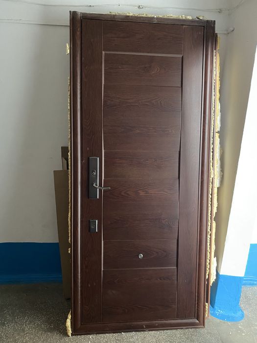 Дверь входная бу