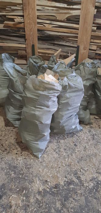 Дрова в мешках по 450 теңге