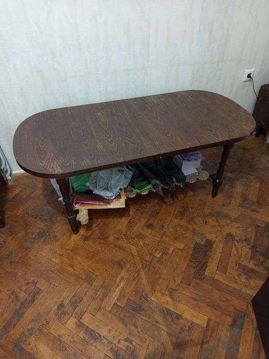 Холна  маса разтегателна