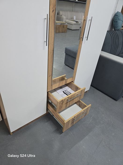 Шкаф новый фабричный.